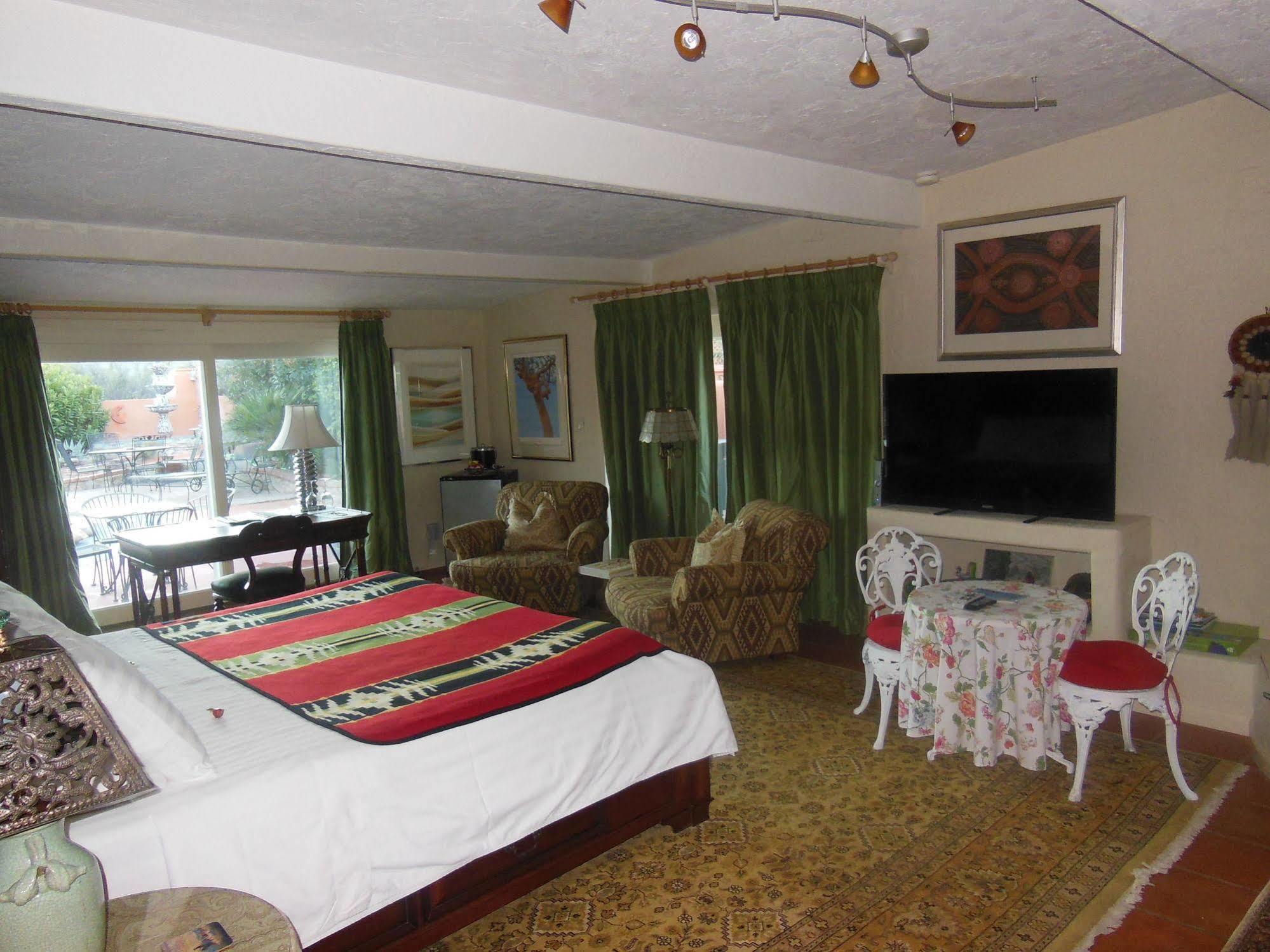 The Suncatcher Fine Country Inn Tanque Verde Exterior photo